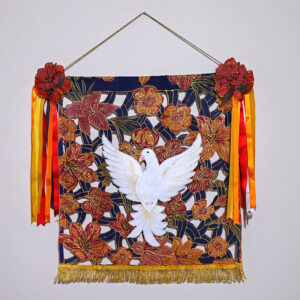 Bandeira do Divino Azul Turquesa | Artesanato de Pirenópolis | Arte Por Toda a Parte